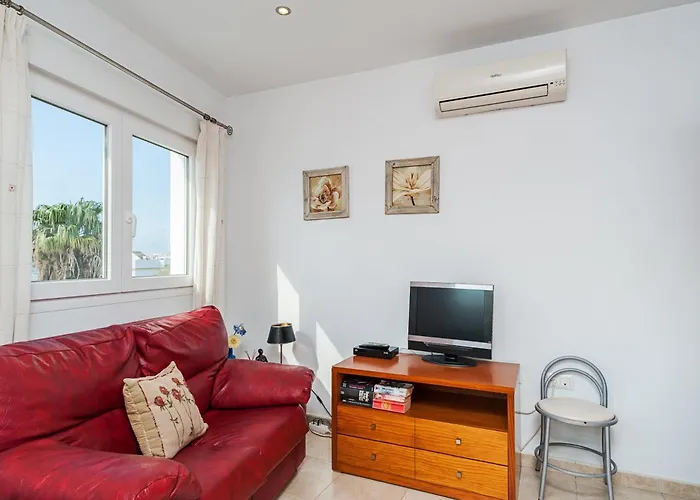 Piso Sebastian 2 Alto Solo Familias شقة كونيل ذي لا فرونتيرا